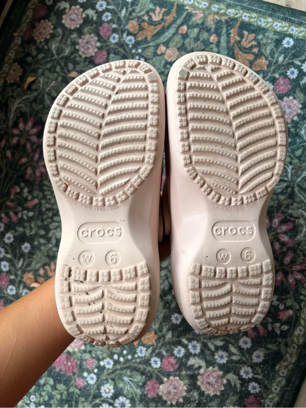 CROCS lightweight slip